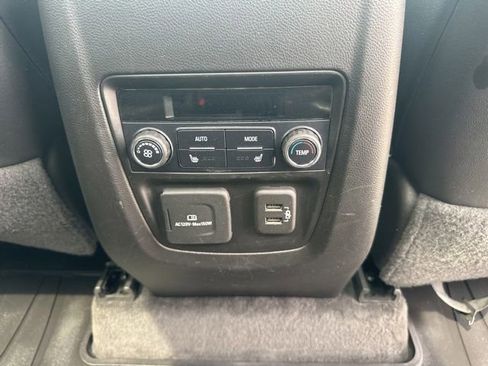 Used 2019 Buick Enclave Avenir w/ Avenir Technology Package AWD/4WD image 45