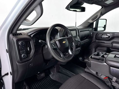 Used 2024 Chevrolet Silverado 2500 W/T w/ WT Convenience Package image 9