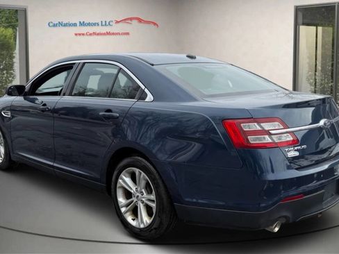 Used 2017 Ford Taurus SEL w/ Equipment Group 201A image 3