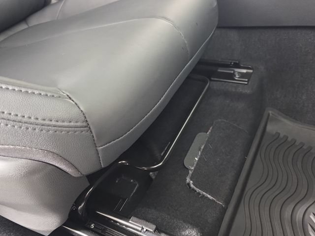 Certified 2026 Subaru Outback Premium AWD/4WD image 30
