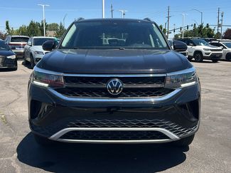 Certified 2024 Volkswagen Taos SE AWD/4WD video 2