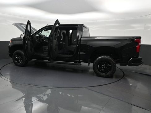 Used 2023 Chevrolet Silverado 1500 LT Trail Boss AWD/4WD image 35