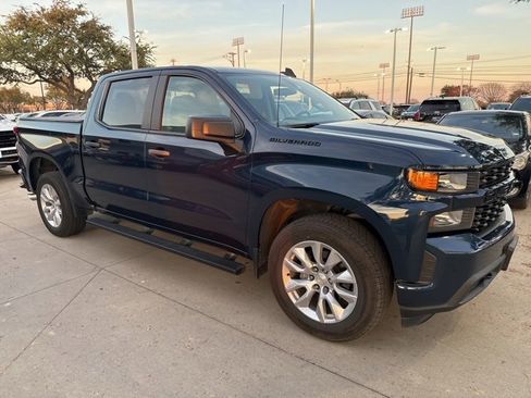 Certified 2021 Chevrolet Silverado 1500 Custom w/ LPO, Dark Essentials Package image 3