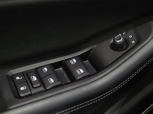 Used 2022 Jeep Grand Cherokee Limited 4xe image 27