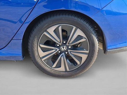 Used 2018 Honda Civic EX-L image 16