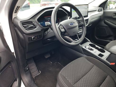 Used 2023 Ford Escape Active w/ Tech Pack #2 FWD image 10