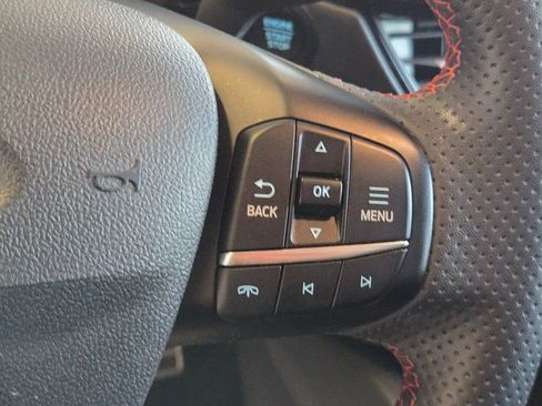 Used 2023 Ford Escape ST-Line image 16