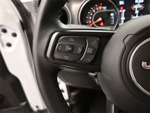 Used 2022 Jeep Wrangler Sport S image 6