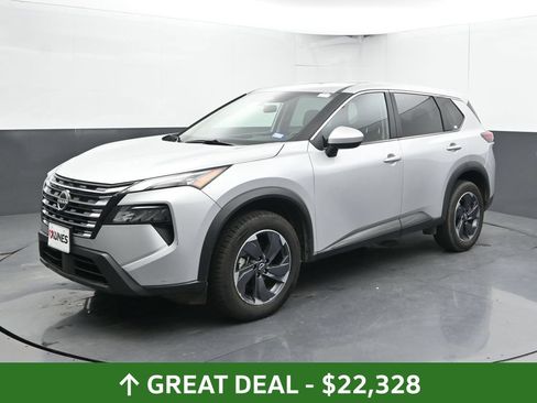 Used 2025 Nissan Rogue SV FWD image 9