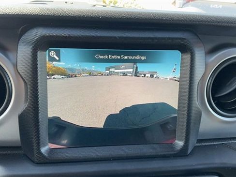 Used 2021 Jeep Gladiator Sport w/ Quick Order Package 24Q 80Th image 21