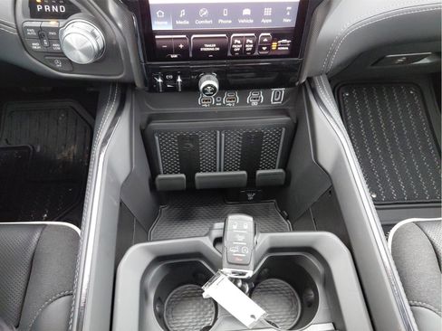 New 2026 RAM 1500 Limited image 36