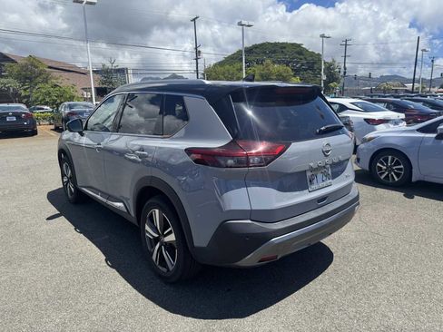 Used 2022 Nissan Rogue SL image 4