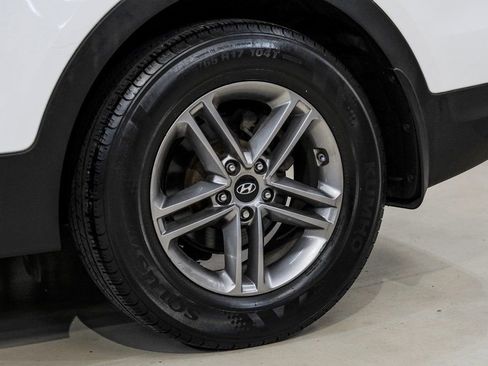 Used 2017 Hyundai Santa Fe Sport image 59