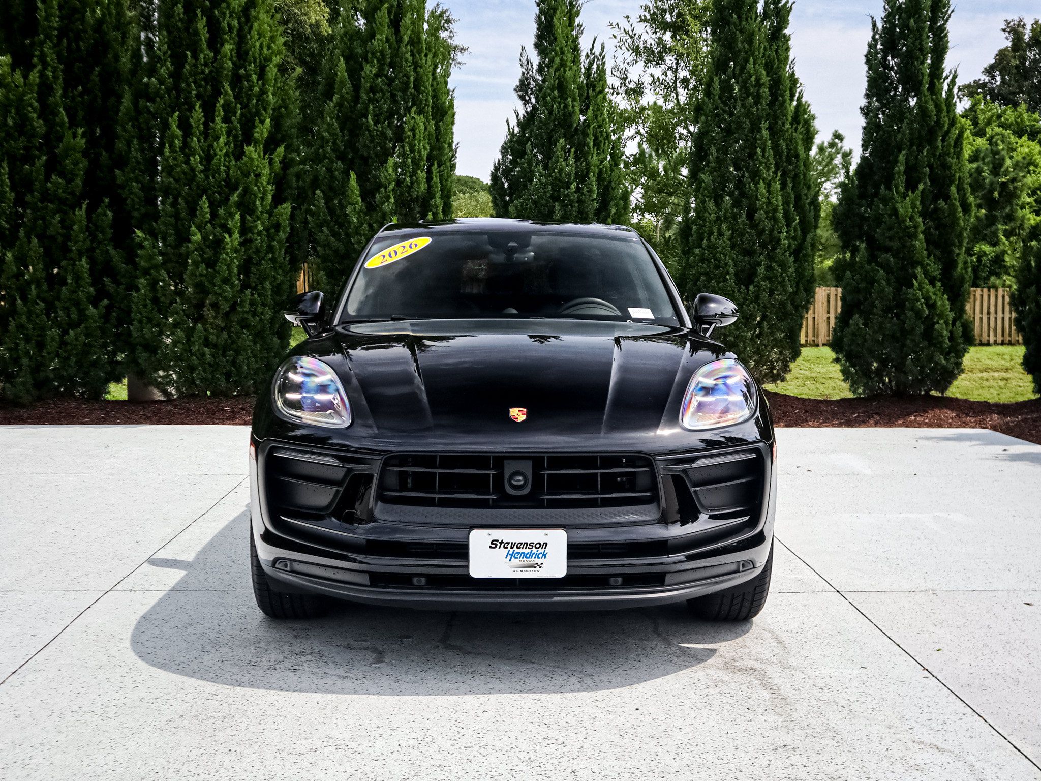 Used 2026 Porsche Macan w/ Premium Package Plus AWD/4WD image 3