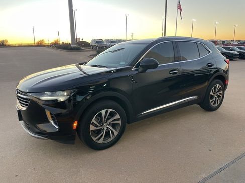 Used 2023 Buick Envision Essence image 4