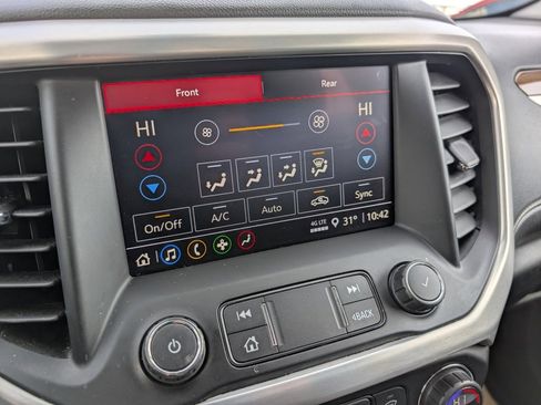 Used 2021 GMC Acadia SLE image 26