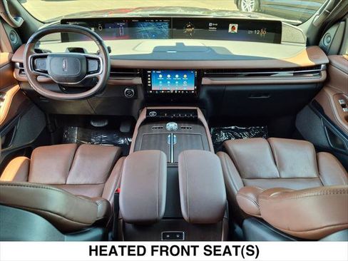 Certified 2025 Lincoln Navigator Reserve AWD/4WD image 23