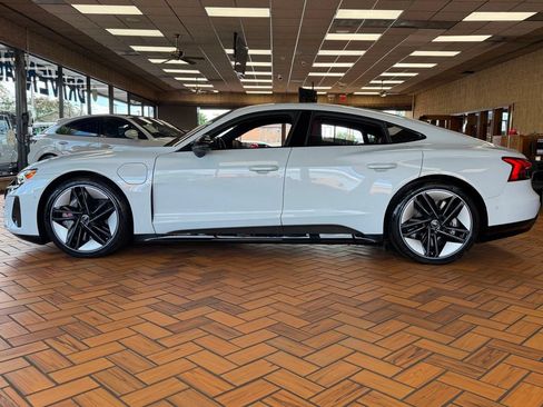 Used 2024 Audi RS e-tron GT w/ Ceramic Brake Package AWD/4WD image 7