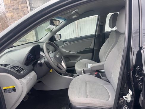 Used 2017 Hyundai Accent SE image 11
