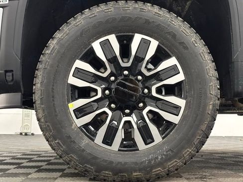 New 2026 GMC Sierra 2500 Denali Ultimate w/ Max Trailering Package image 17