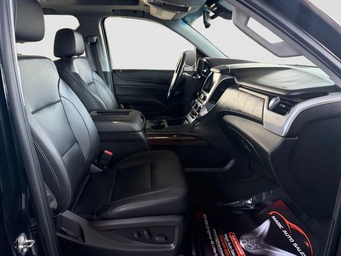 Used 2018 GMC Yukon SLT w/ Open Road Package AWD/4WD image 22