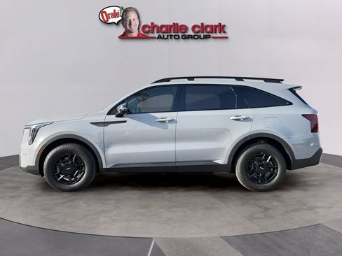 Used 2025 Nissan Rogue SV w/ Rock Creek Premium Package AWD/4WD image 3