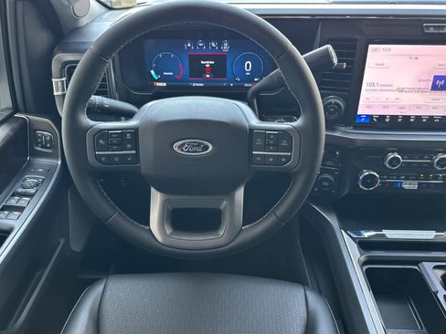 New 2025 Ford F250 Lariat w/ Lariat Ultimate Package image 15