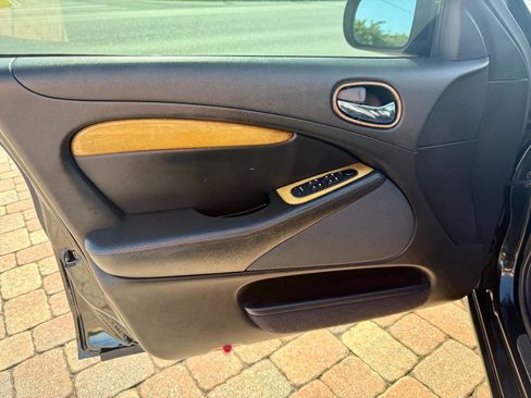 Used 2001 Jaguar S-TYPE 4.0 image 21