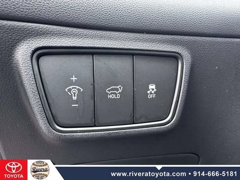 Used 2022 Hyundai Tucson Limited w/ Cargo Package AWD/4WD image 25