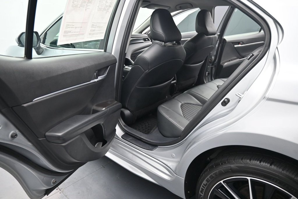 Used 2024 Toyota Camry SE FWD image 16