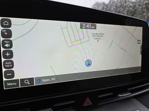 New 2026 Hyundai Elantra Limited FWD image 32