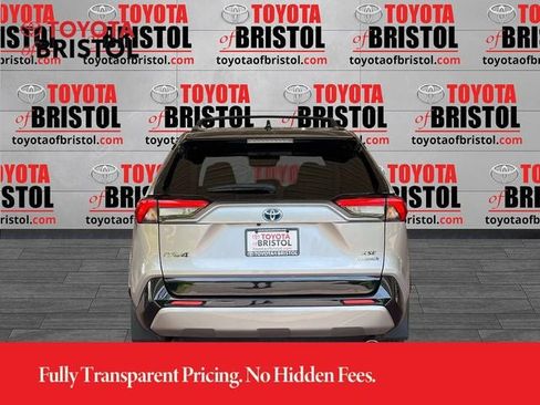 Used 2023 Toyota RAV4 XSE w/ XSE Grade Weather Package AWD/4WD image 4