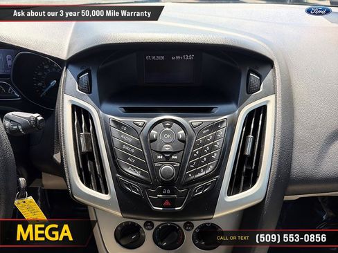 Used 2013 Ford Focus SE FWD image 19