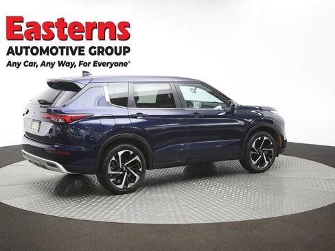 Used 2024 Mitsubishi Outlander SE FWD image 47