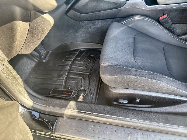 Used 2019 Chevrolet Camaro LT RWD image 36