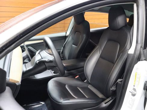 Used 2023 Tesla Model 3 Standard Range RWD image 33