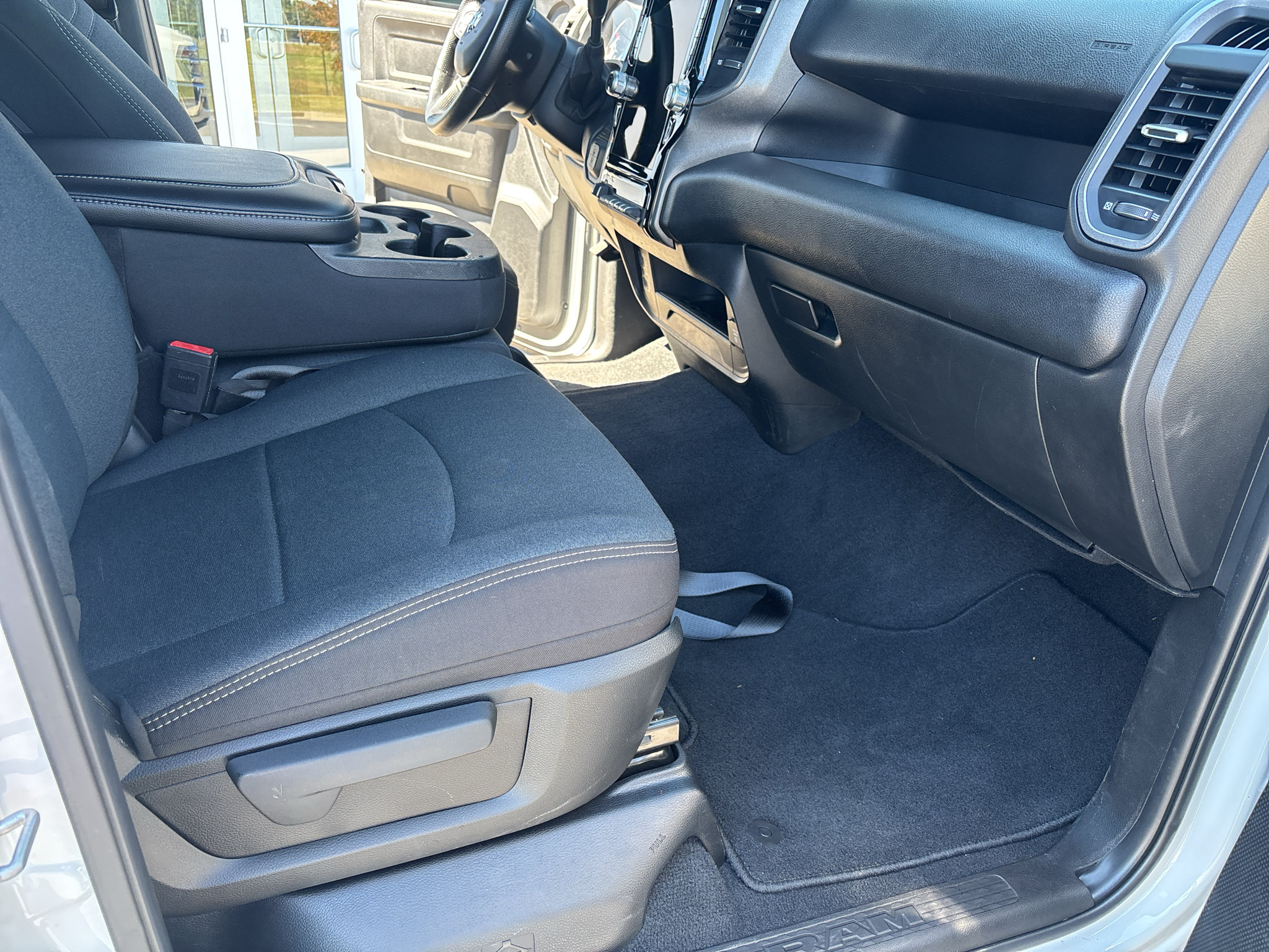 Used 2025 RAM 2500 Tradesman AWD/4WD image 17