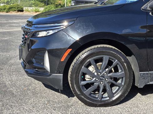 Used 2023 Chevrolet Equinox RS w/ RS Leather Package FWD image 8
