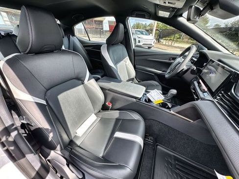 Used 2026 Toyota Camry SE Nightshade image 33