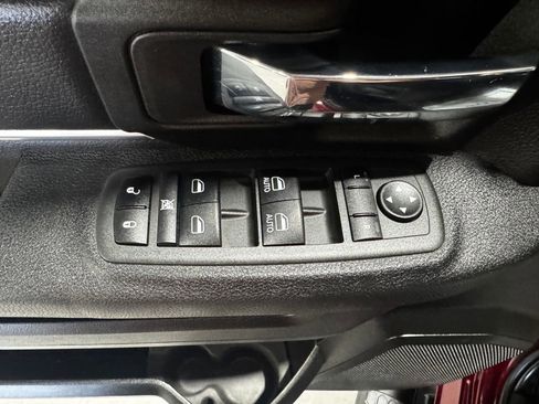 Used 2022 RAM 1500 Classic Warlock image 18