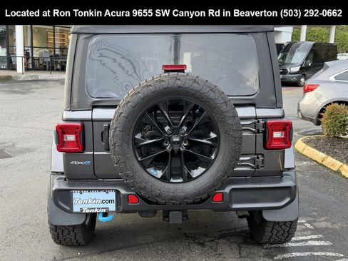 Used 2022 Jeep Wrangler Unlimited Sahara image 7