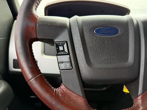 Used 2013 Ford F150 King Ranch w/ King Ranch Luxury Pkg image 21