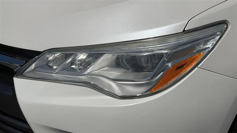 Used 2015 Toyota Camry XLE FWD image 12