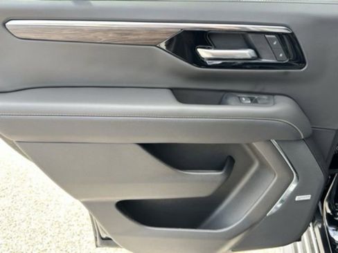 New 2026 Chevrolet Tahoe Premier image 17