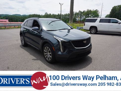 Used 2021 Cadillac XT4 Sport FWD image 1