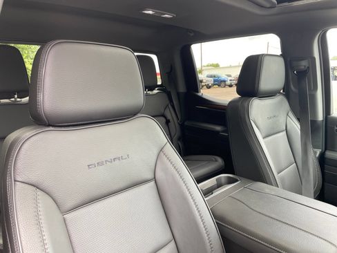 Used 2024 GMC Sierra 1500 Denali w/ Technology Package AWD/4WD image 40