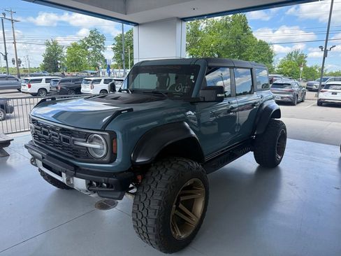 Used 2023 Ford Bronco Raptor AWD/4WD image 2