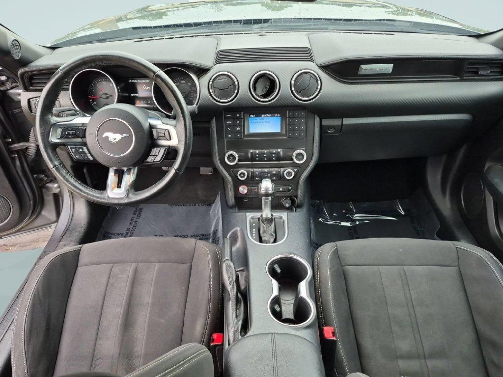 Used 2022 Ford Mustang Convertible RWD image 22