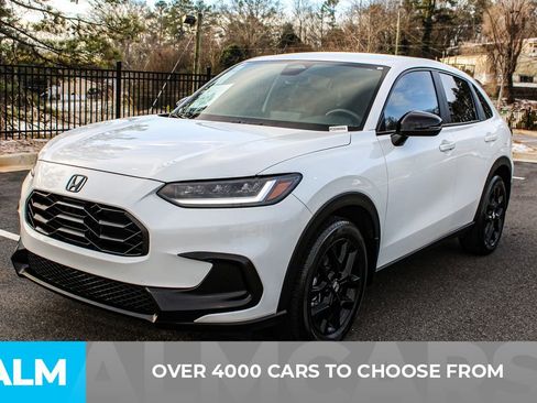 Used 2023 Honda HR-V Sport image 3