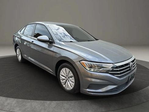 Used 2019 Volkswagen Jetta S FWD image 3
